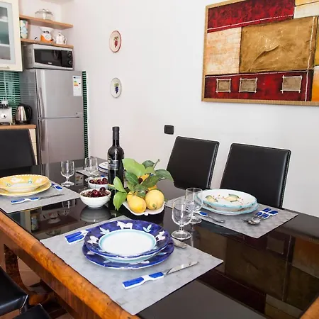 San Gregorio Luxury דירה